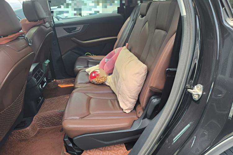 Used Audi Q7 2019 45 TFSI S line Sport Edition Left Rear Seat