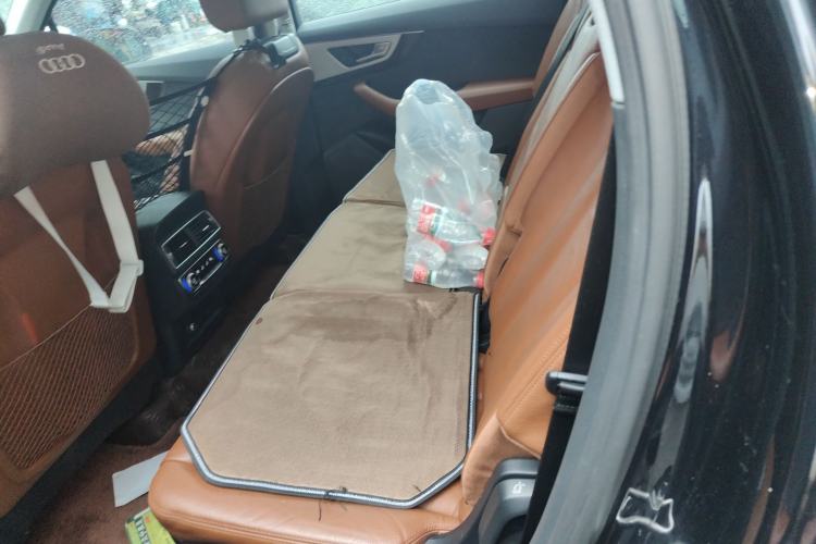 Used Audi Q7 2019 55 TFSI Technology Edition Left Rear Seat