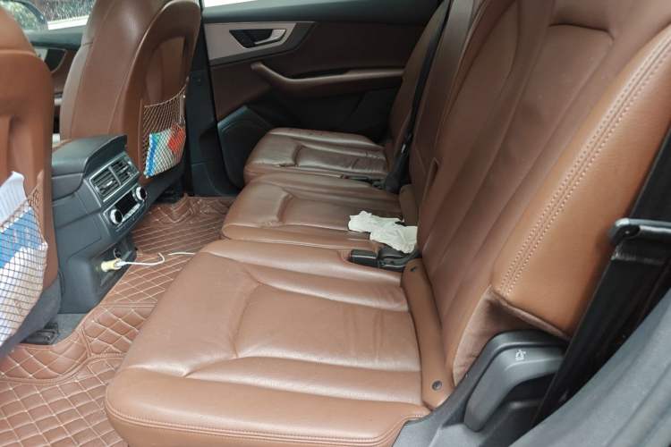 Used Audi Q7 2019 45 TFSI S line Sport Edition Left Rear Seat