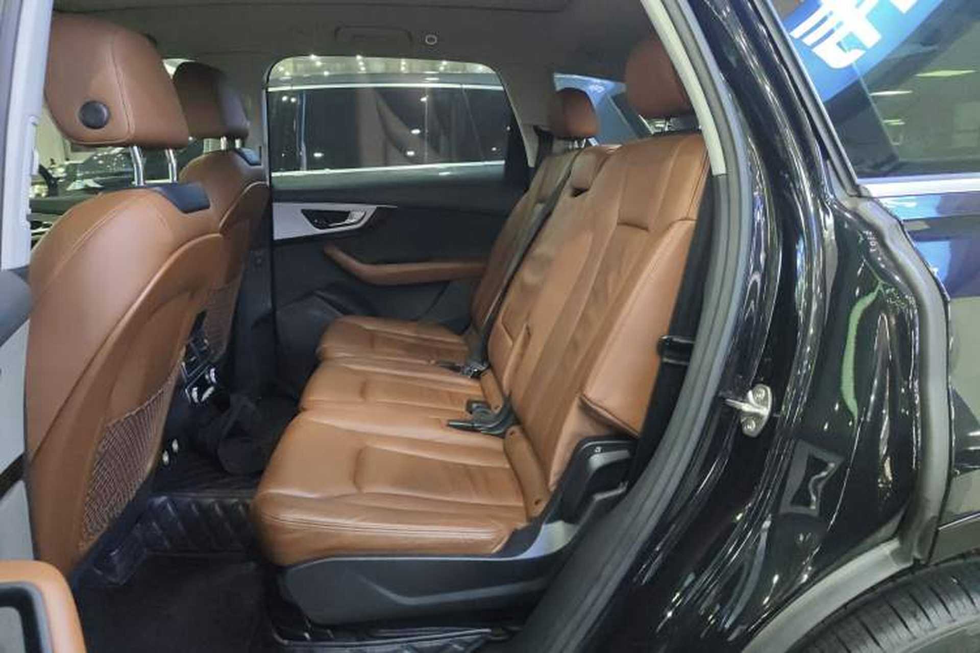 Used Audi Q7 2019 55 TFSI Technology Edition Left Rear Seat