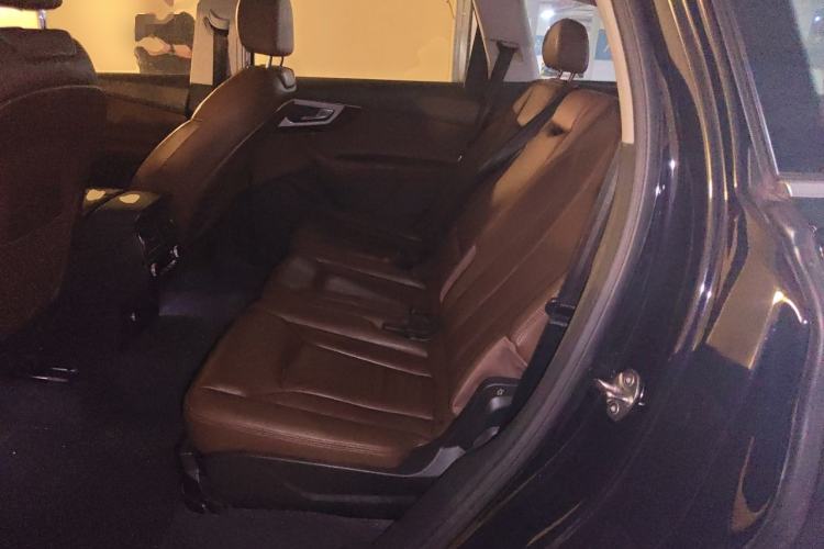 Used Audi Q7 2019 55 TFSI S line Sport Edition Left Rear Seat