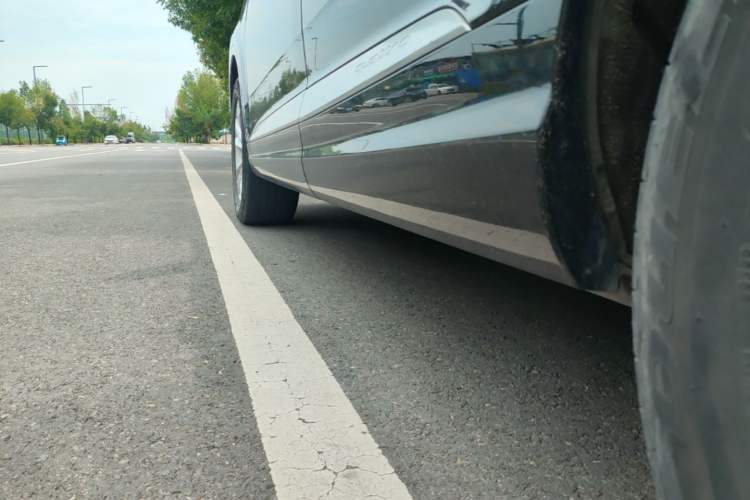 Used Audi Q7 2019 45 TFSI Comfort Model Left Side Sill