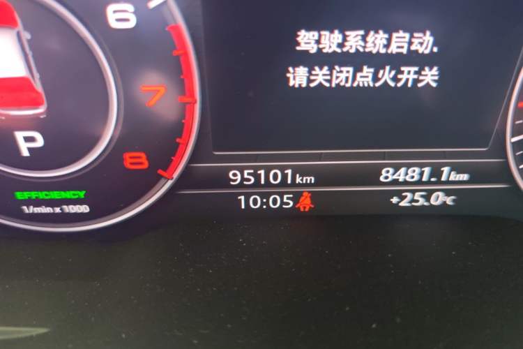 Used Audi Q7 2019 55 TFSI Technology Edition Odometer Close Up