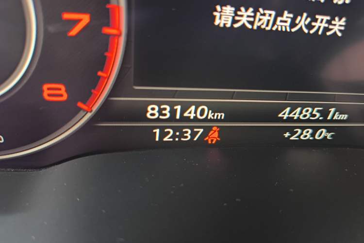 Used Audi Q7 2019 45 TFSI S line Sport Edition Odometer Close Up