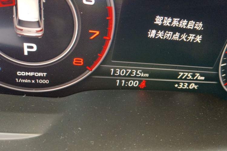 Used Audi Q7 2019 55 TFSI Technology Edition Odometer Close Up