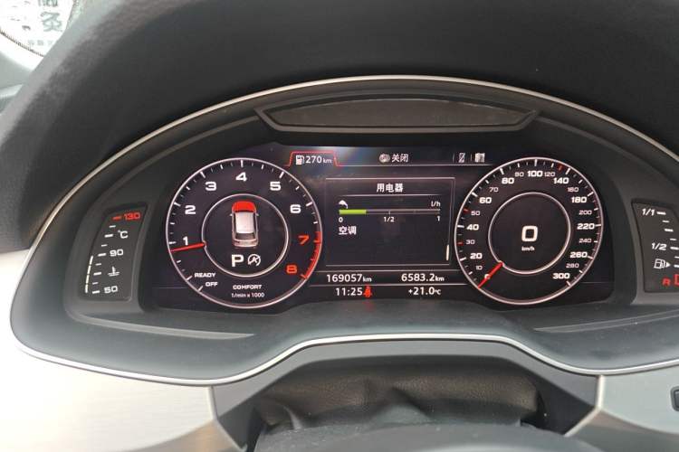 Used Audi Q7 2019 45 TFSI S line Sport Edition Odometer Close Up