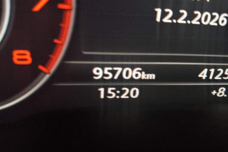 Used Audi Q7 2019 55 TFSI Prestige Edition Odometer Close Up