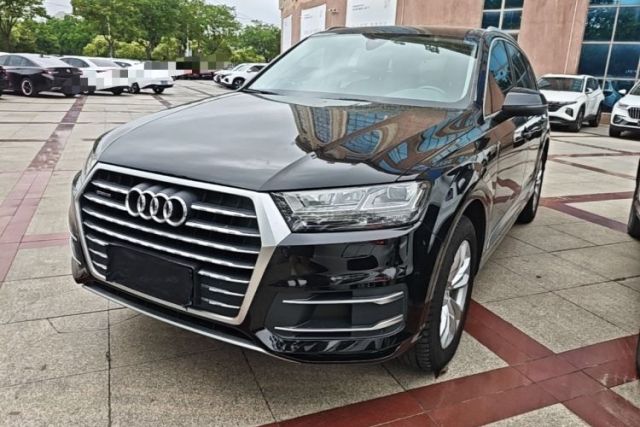 Used Audi Q7 2019 45 TFSI Comfort Model