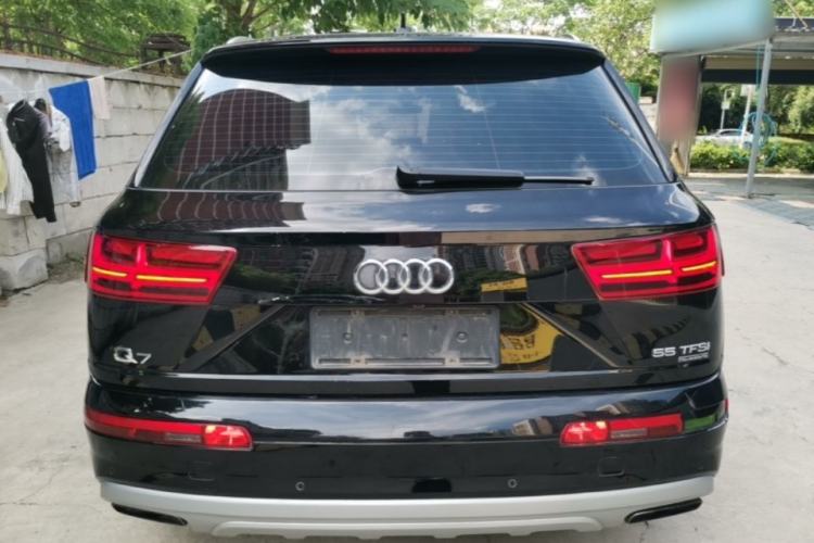 Used Audi Q7 2019 55 TFSI Technology Edition Rear