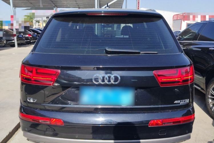 Used Audi Q7 2019 45 TFSI Comfort Model Rear