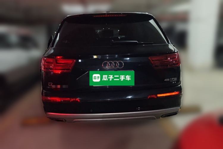 Used Audi Q7 2019 45 TFSI Comfort Model Rear
