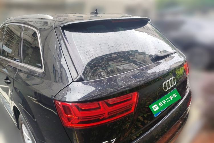 Used Audi Q7 2019 45 TFSI Comfort Model Rear