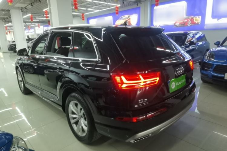 Used Audi Q7 2019 55 TFSI Technology Edition Rear Left 45 Deg