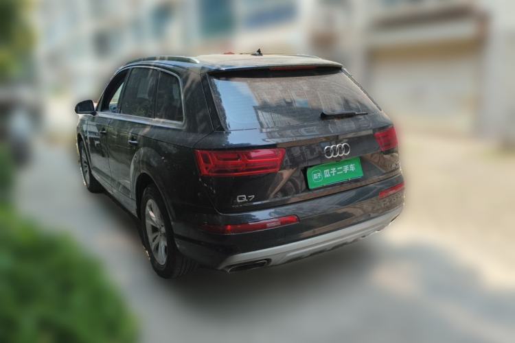 Used Audi Q7 2019 55 TFSI Technology Edition Rear Left 45 Deg