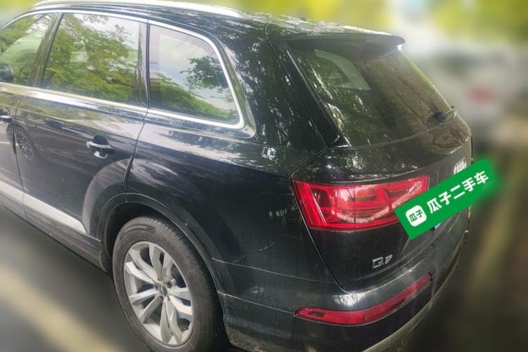 Used Audi Q7 2019 45 TFSI Comfort Model Rear Left 45 Deg