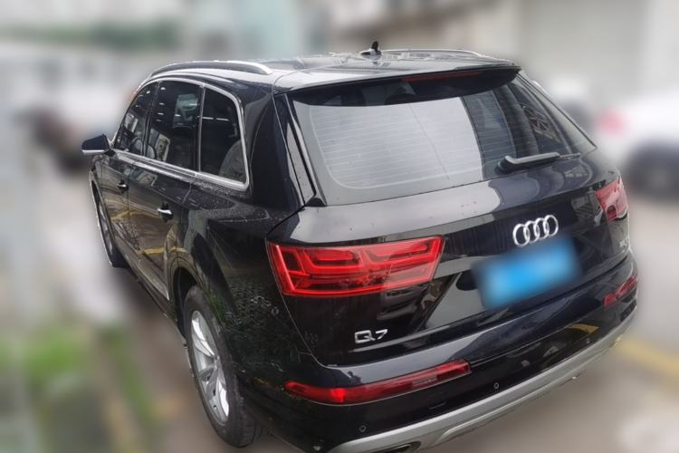 Used Audi Q7 2019 55 TFSI Technology Edition Rear Left 45 Deg