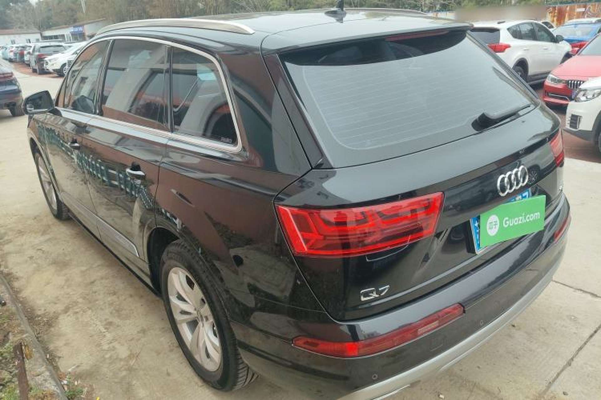 Used Audi Q7 2019 45 TFSI Comfort Model Rear Left 45 Deg