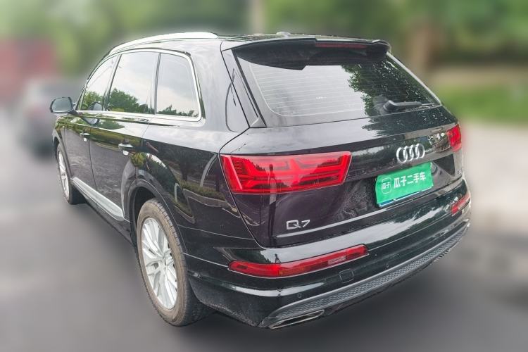 Used Audi Q7 2019 55 TFSI Technology Edition Rear Left 45 Deg