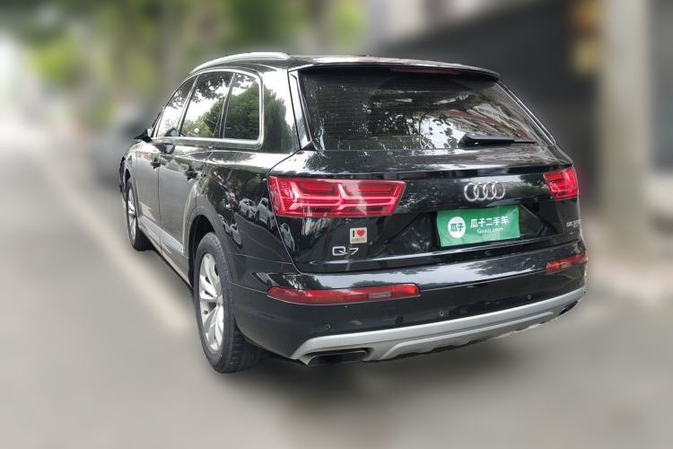 Used Audi Q7 2019 55 TFSI Technology Edition Rear Left 45 Deg