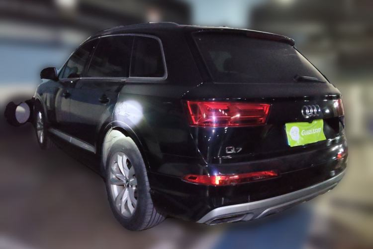 Used Audi Q7 2019 55 TFSI Technology Edition Rear Left 45 Deg