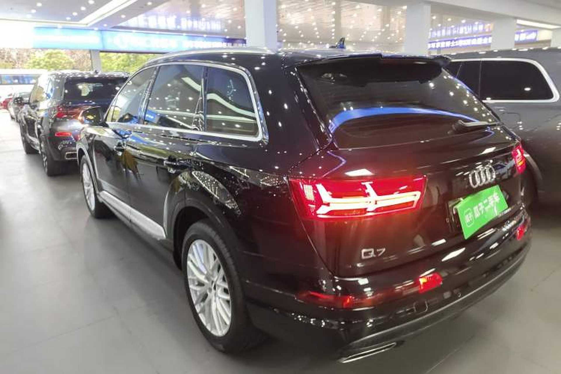 Used Audi Q7 2019 55 TFSI Technology Edition Rear Left 45 Deg