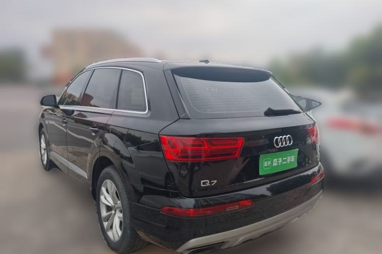 Used Audi Q7 2019 55 TFSI Technology Edition Rear Left 45 Deg