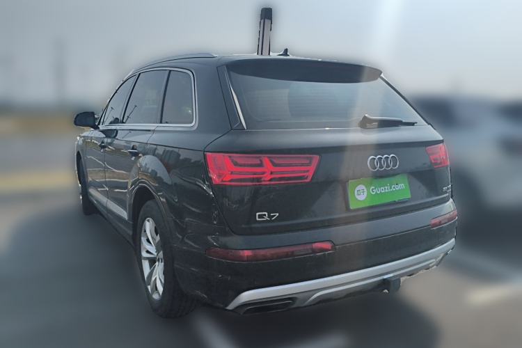 Used Audi Q7 2019 55 TFSI Technology Edition Rear Left 45 Deg