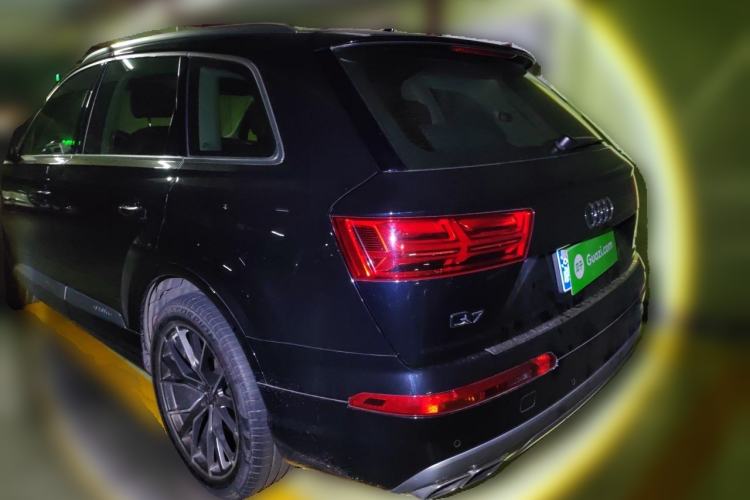 Used Audi Q7 2019 55 TFSI Technology Edition Rear Left 45 Deg
