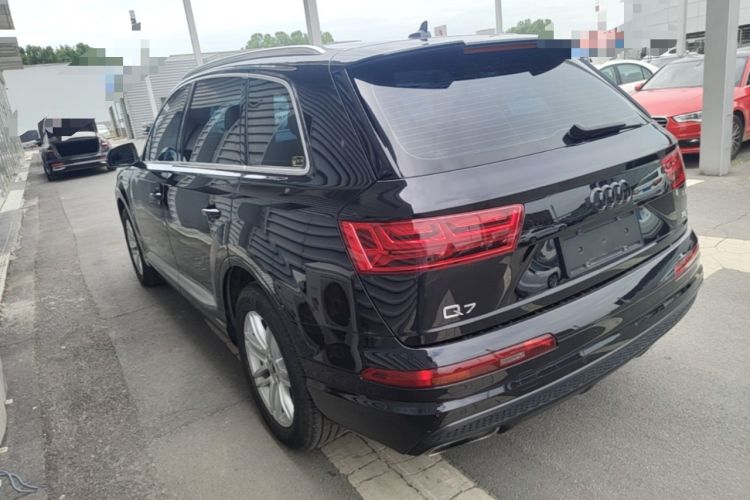 Used Audi Q7 2019 45 TFSI S line Sport Edition Rear Left 45 Deg