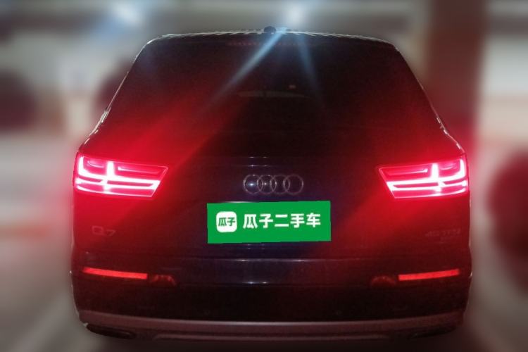 Used Audi Q7 2019 45 TFSI Comfort Model Rear