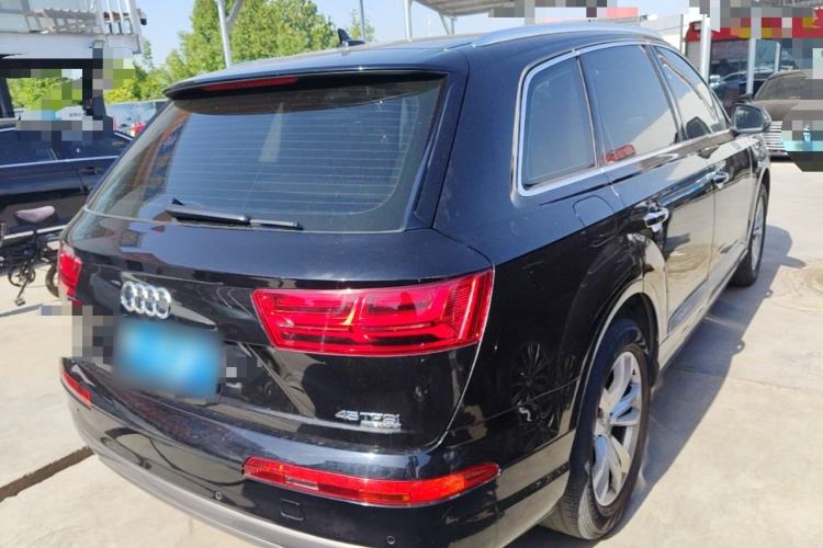 Used Audi Q7 2019 45 TFSI Comfort Model Rear Right 45 Deg