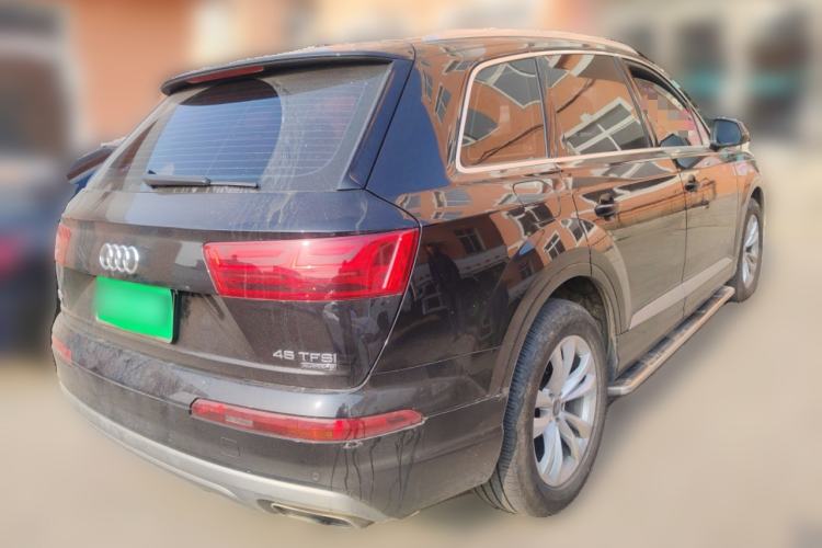 Used Audi Q7 2019 45 TFSI Comfort Model Rear Right 45 Deg
