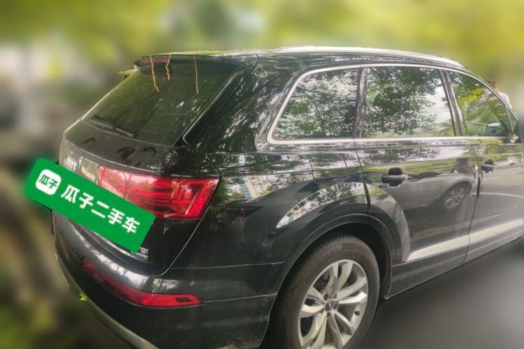 Used Audi Q7 2019 45 TFSI Comfort Model Rear Right 45 Deg