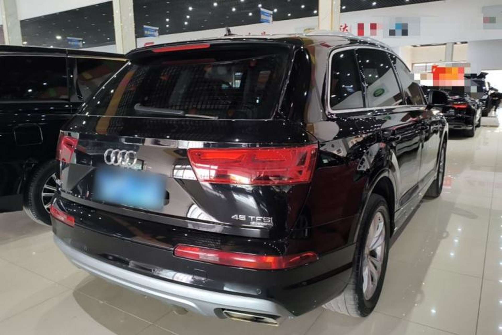 Used Audi Q7 2019 45 TFSI Comfort Model Rear Right 45 Deg