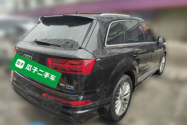 Used Audi Q7 2019 55 TFSI Technology Edition Rear Right 45 Deg
