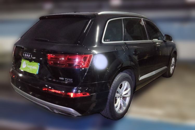 Used Audi Q7 2019 55 TFSI Technology Edition Rear Right 45 Deg