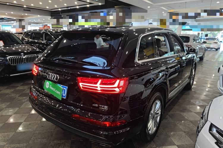 Used Audi Q7 2019 45 TFSI S line Sport Edition Rear Right 45 Deg