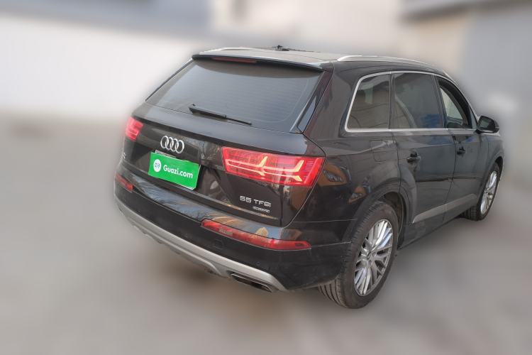 Used Audi Q7 2019 55 TFSI Technology Edition Rear Right 45 Deg