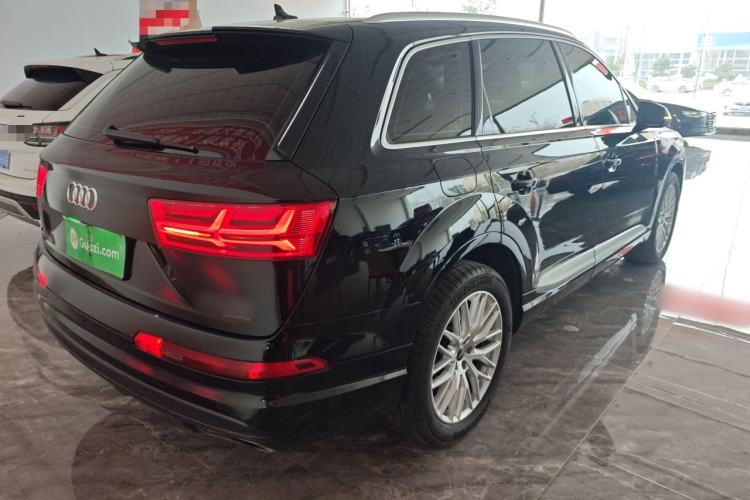 Used Audi Q7 2019 55 TFSI S line Sport Edition Rear Right 45 Deg