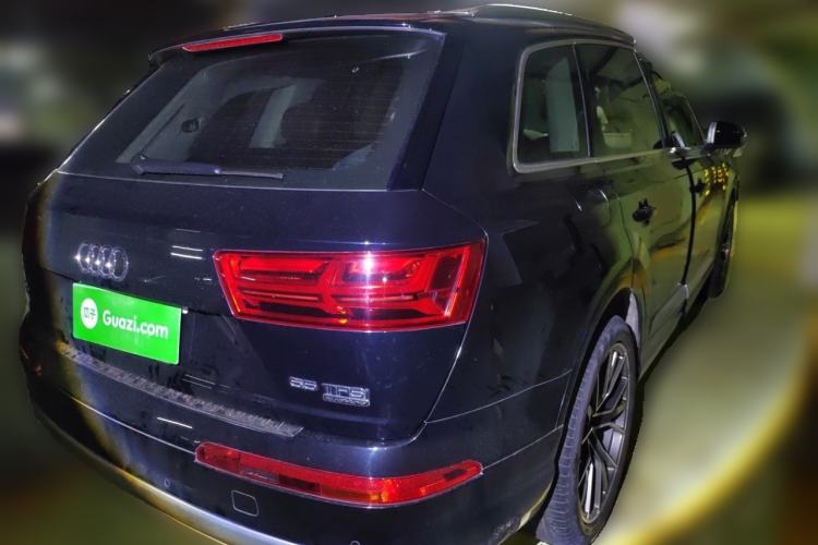 Used Audi Q7 2019 55 TFSI Technology Edition Rear Right 45 Deg