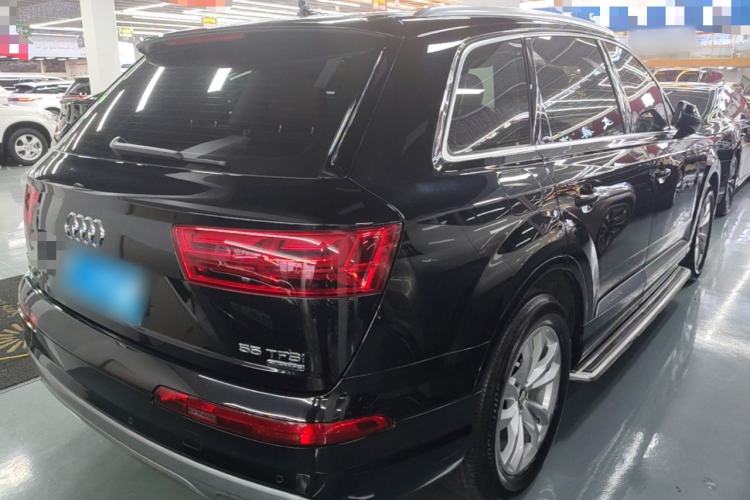 Used Audi Q7 2019 55 TFSI Technology Edition Rear Right 45 Deg