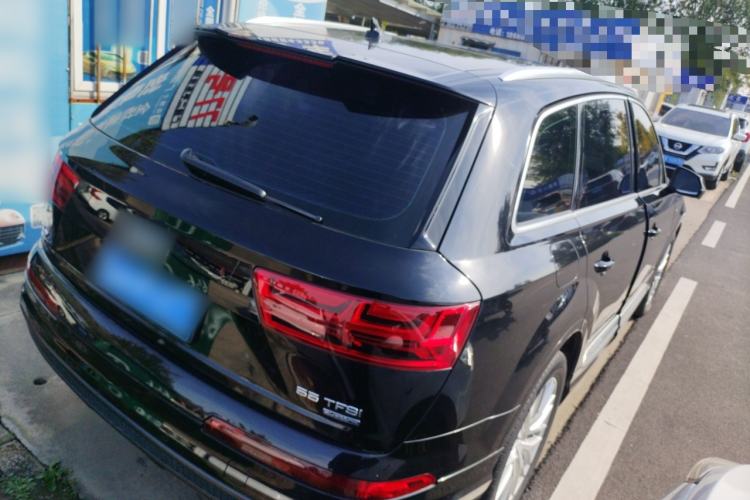 Used Audi Q7 2019 55 TFSI Technology Edition Rear Right 45 Deg