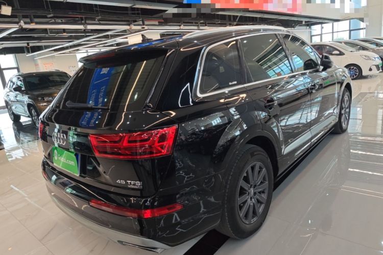 Used Audi Q7 2019 2.0T Standard Model Middle East Rear Right 45 Deg