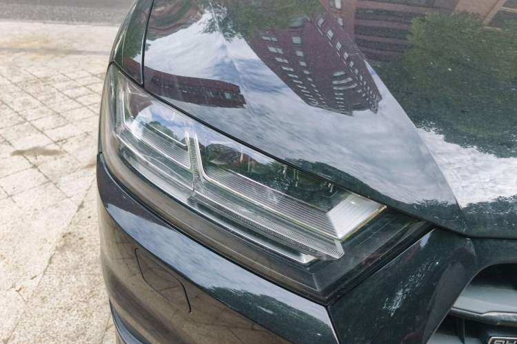 Used Audi Q7 2019 55 TFSI Technology Edition Right Front Headlight