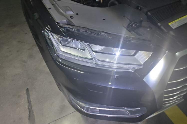 Used Audi Q7 2019 55 TFSI Technology Edition Right Front Headlight