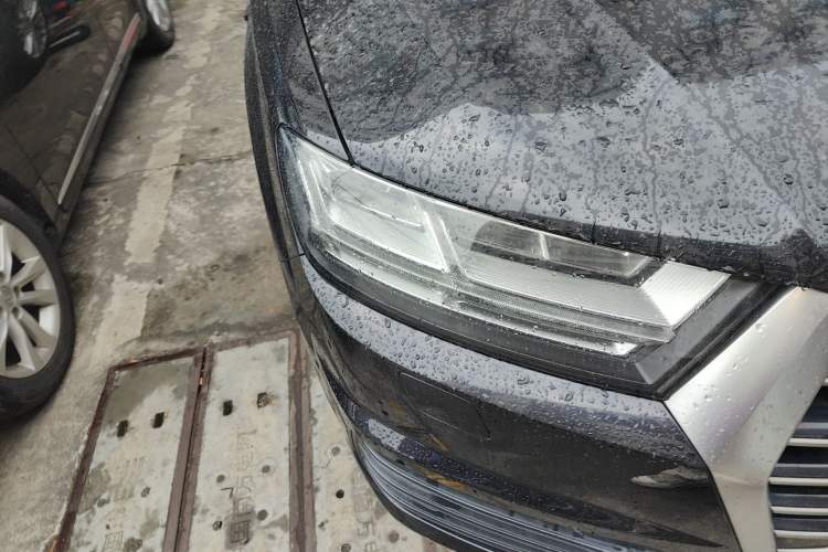 Used Audi Q7 2019 55 TFSI Technology Edition Right Front Headlight