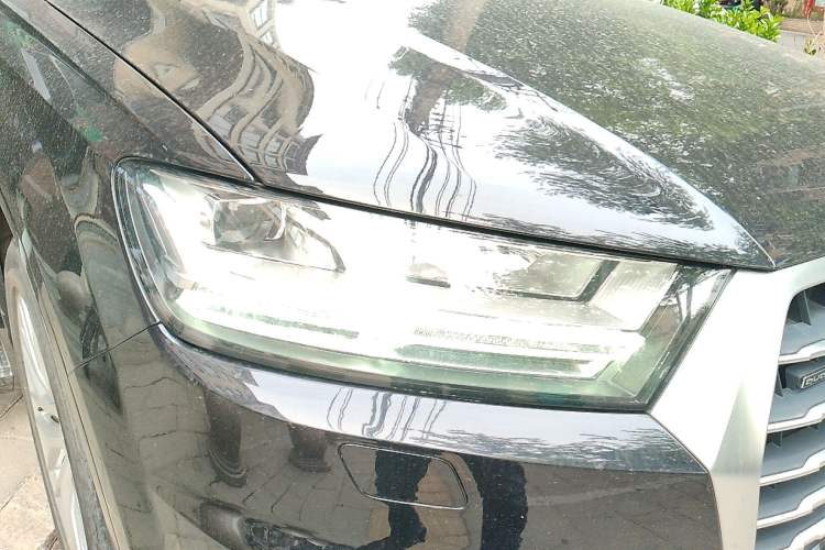 Used Audi Q7 2019 55 TFSI Technology Edition Right Front Headlight