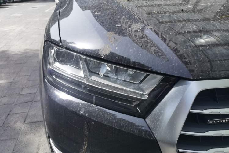 Used Audi Q7 2019 45 TFSI Comfort Model Right Front Headlight