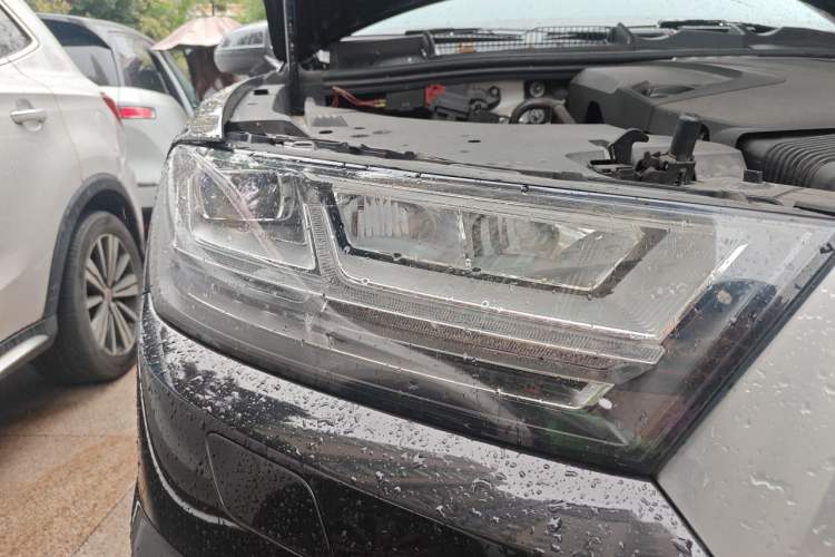 Used Audi Q7 2019 45 TFSI S line Sport Edition Right Front Headlight