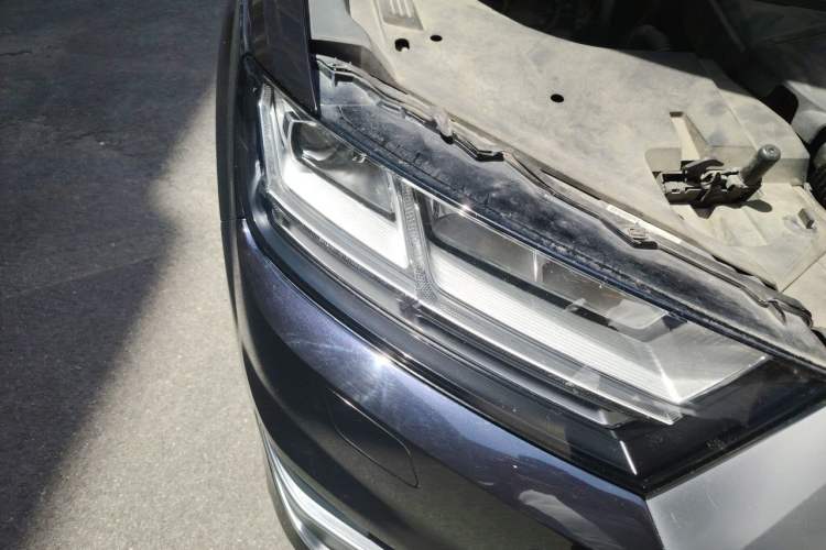 Used Audi Q7 2019 55 TFSI Technology Edition Right Front Headlight